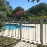 펜션 La Ferme De Fossillon