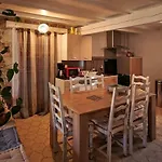La Ferme De Fossillon 펜션 마란스